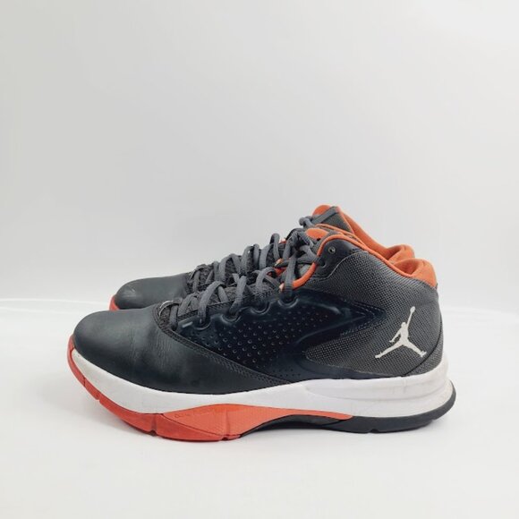 Jordan Mens Black Red Court Vision 99 Mesh Athletic Basketball Shoes Size 10.5 main image 4